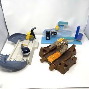 Super Mario Bros Mario Kart Lot of 3 Playset & Hot Wheels Tracks *INCOMPLETE*